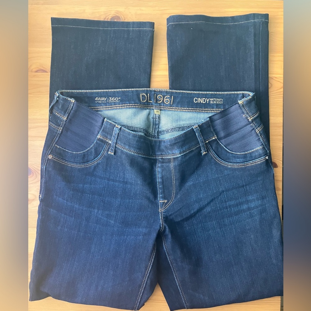 DL1961 Cindy Maternity Jeans size 30